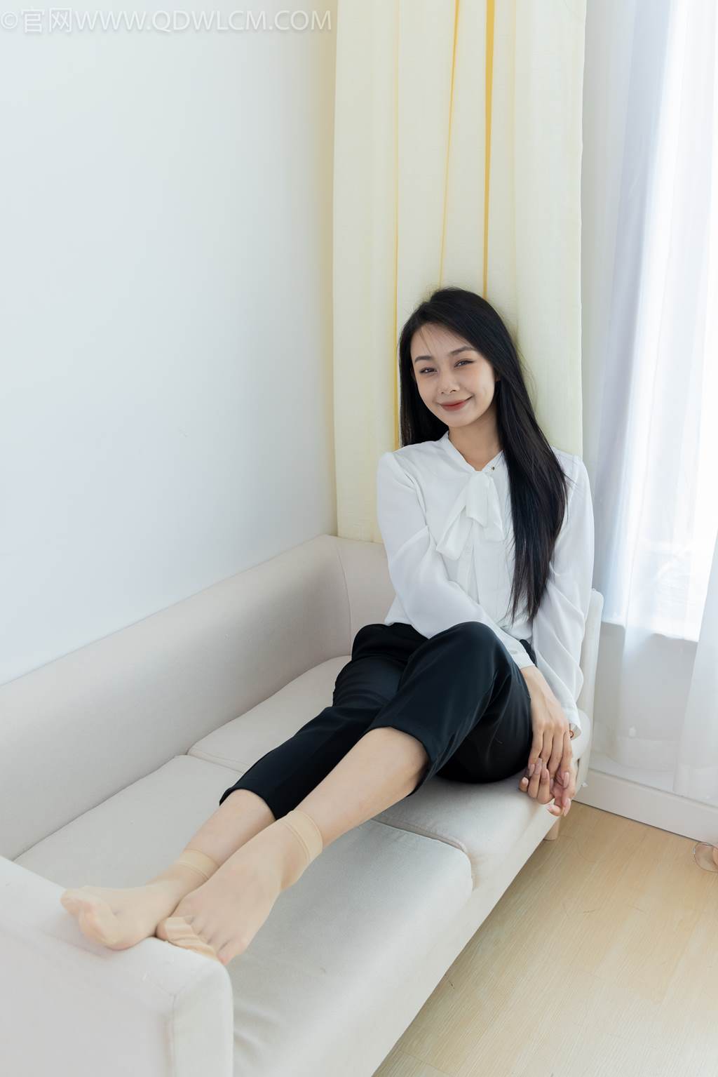 图片[88]-物恋传媒 NO.2451 岚岚-高跟鞋、短肉丝、裸足、剪指甲剧情[130P] – 速更版-美库