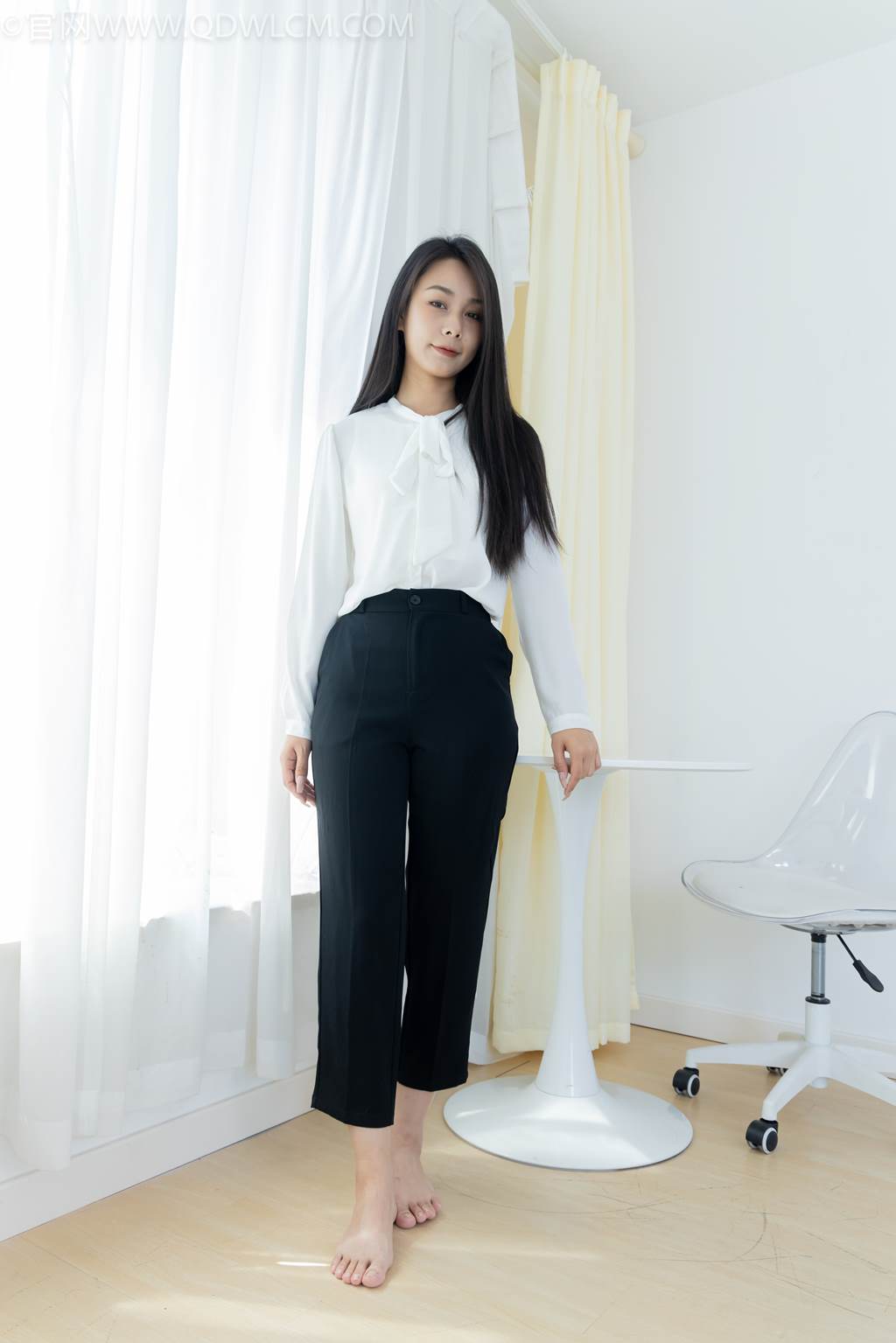 图片[90]-物恋传媒 NO.2451 岚岚-高跟鞋、短肉丝、裸足、剪指甲剧情[130P] – 速更版-美库