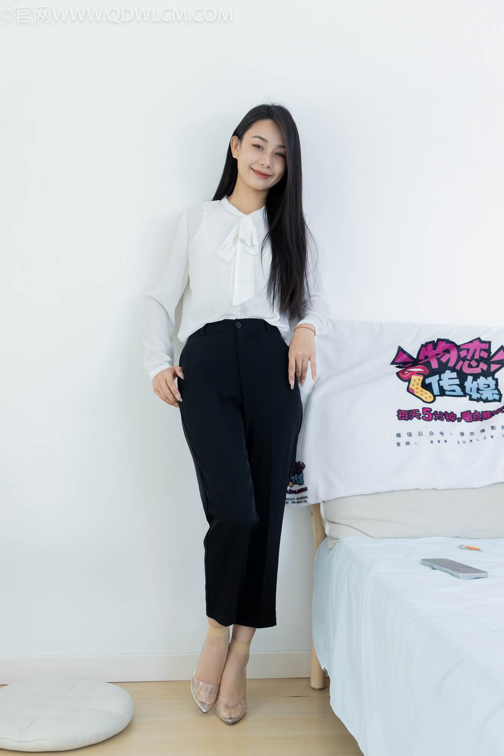 图片[103]-物恋传媒 NO.2451 岚岚-高跟鞋、短肉丝、裸足、剪指甲剧情[130P] – 速更版-美库