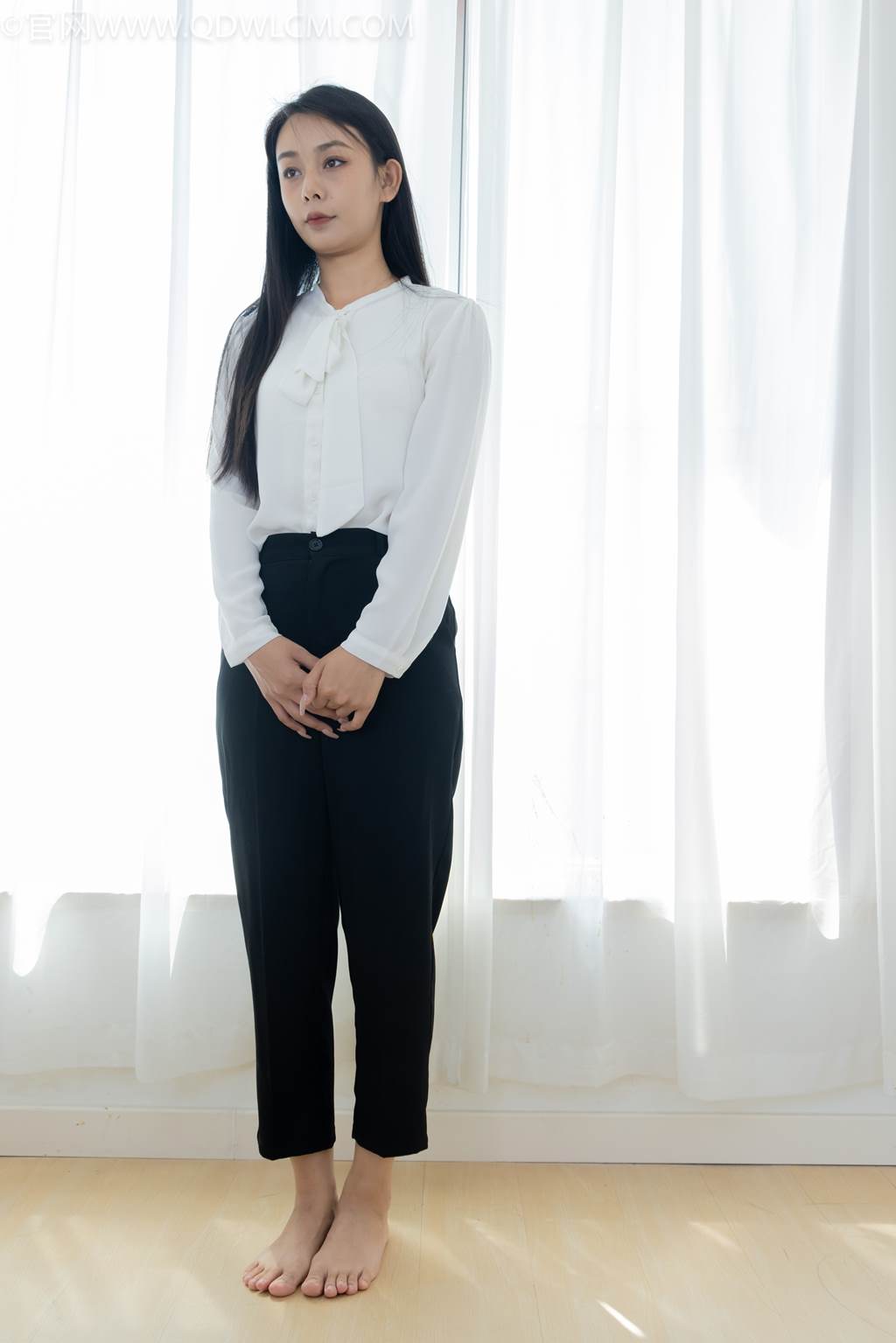 图片[108]-物恋传媒 NO.2451 岚岚-高跟鞋、短肉丝、裸足、剪指甲剧情[130P] – 速更版-美库