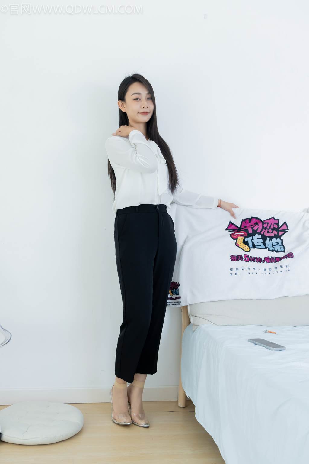 图片[114]-物恋传媒 NO.2451 岚岚-高跟鞋、短肉丝、裸足、剪指甲剧情[130P] – 速更版-美库