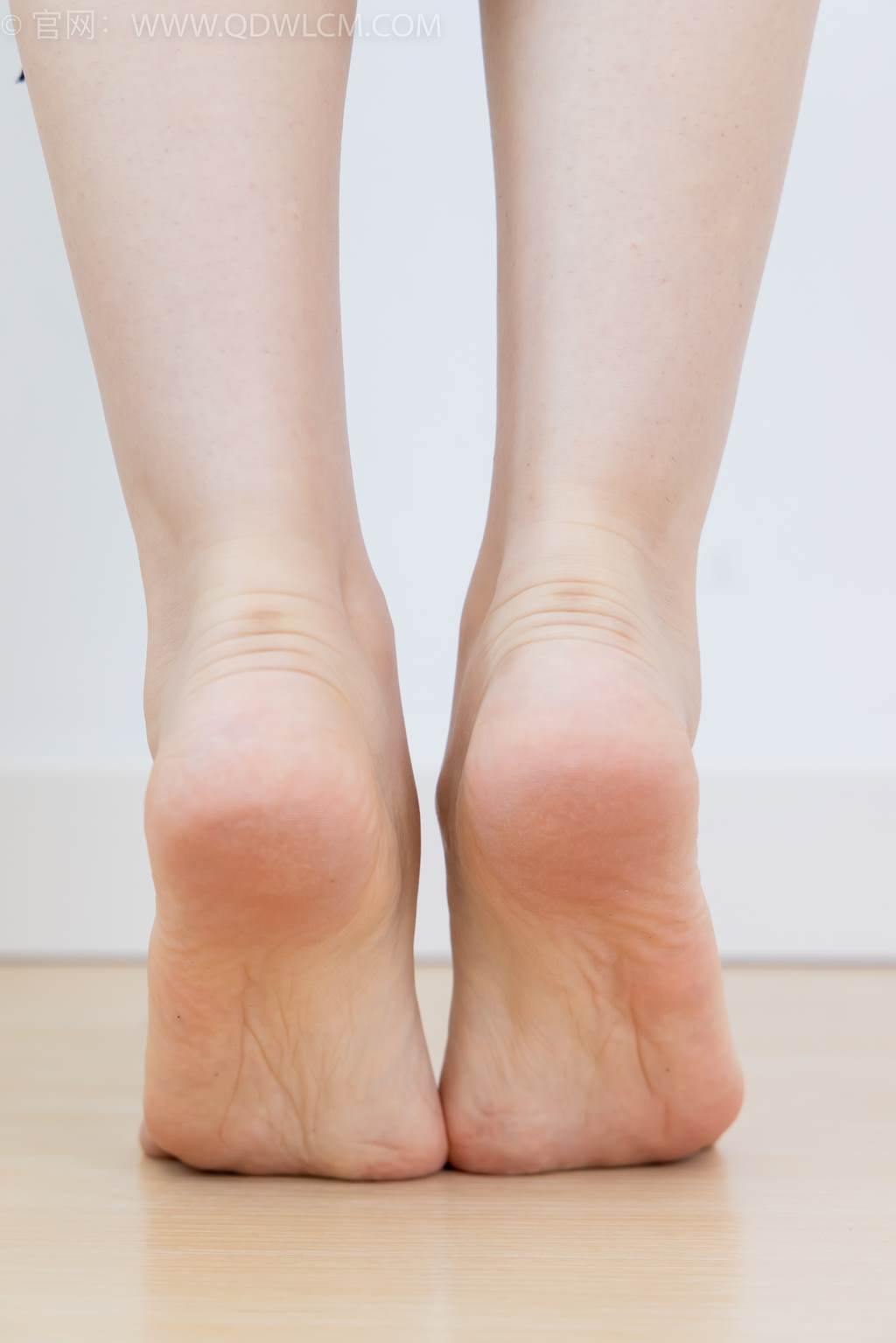 图片[131]-物恋传媒 NO.2453 嘟嘟-三双平底凉鞋、薄黑丝、裸足[212P] – 速更版-美库