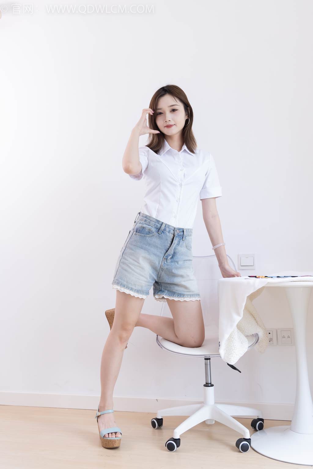 图片[145]-物恋传媒 NO.2452 橙子-高跟凉鞋、薄黑丝[160P] – 速更版-美库