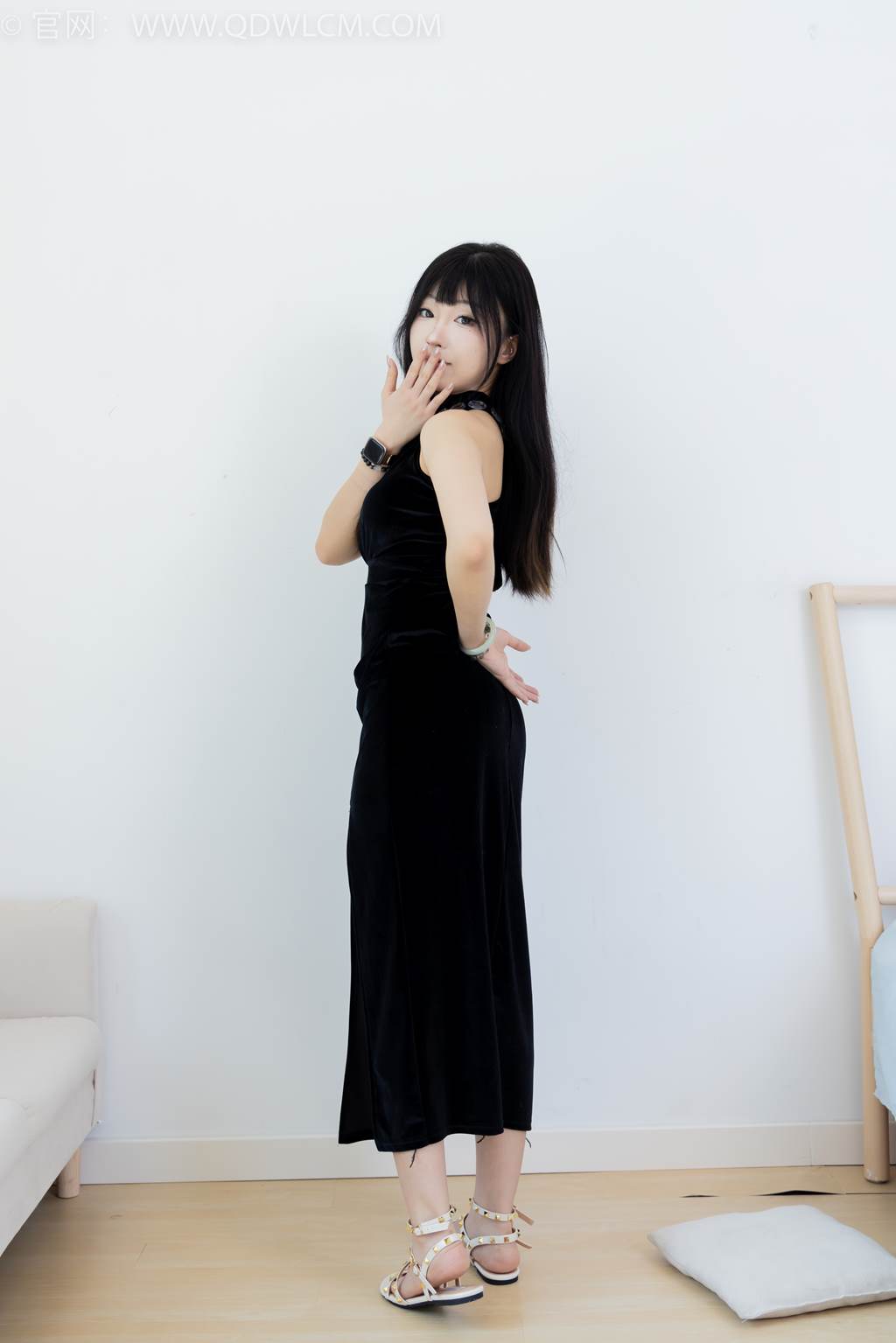 图片[137]-物恋传媒 NO.2453 嘟嘟-三双平底凉鞋、薄黑丝、裸足[212P] – 速更版-美库