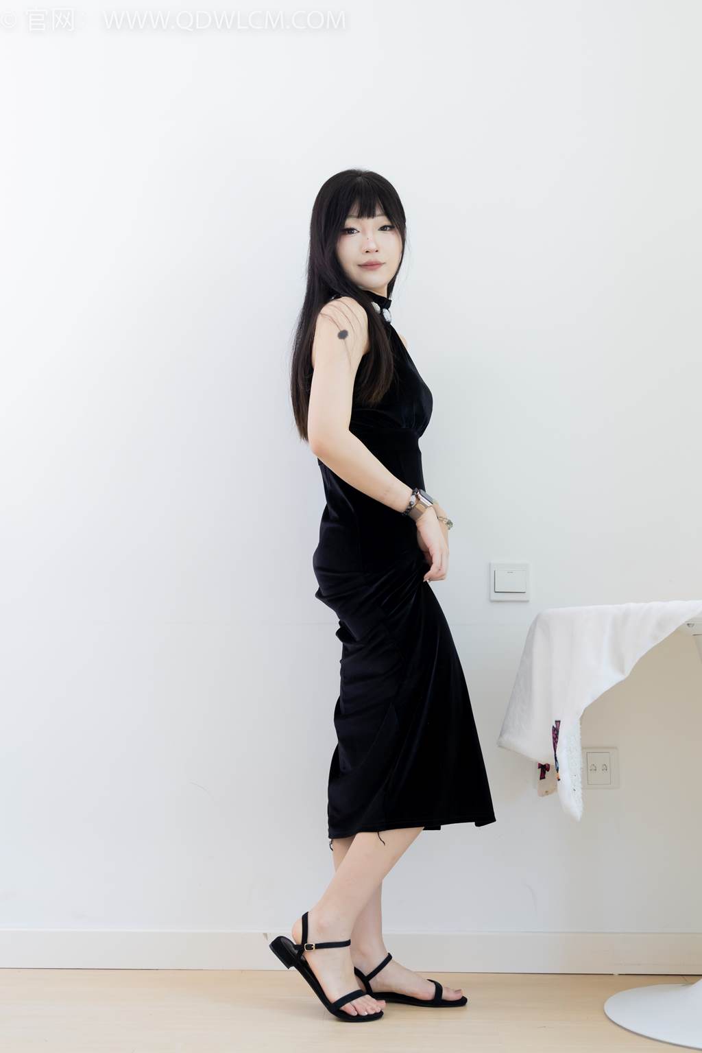 图片[152]-物恋传媒 NO.2453 嘟嘟-三双平底凉鞋、薄黑丝、裸足[212P] – 速更版-美库