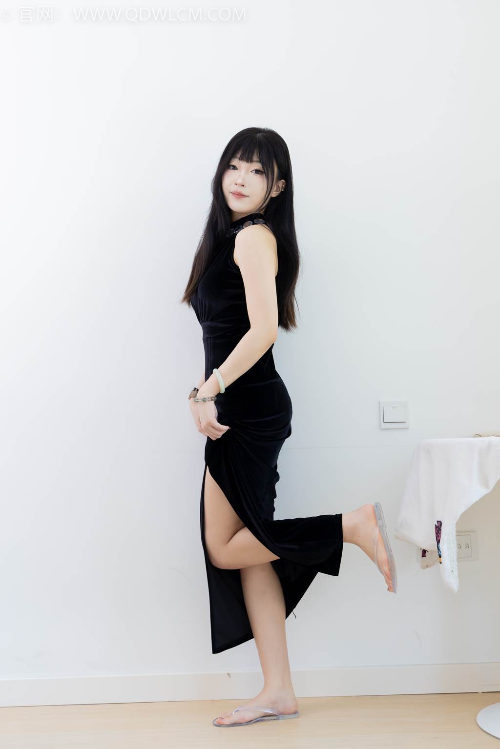 图片[156]-物恋传媒 NO.2453 嘟嘟-三双平底凉鞋、薄黑丝、裸足[212P] – 速更版-美库