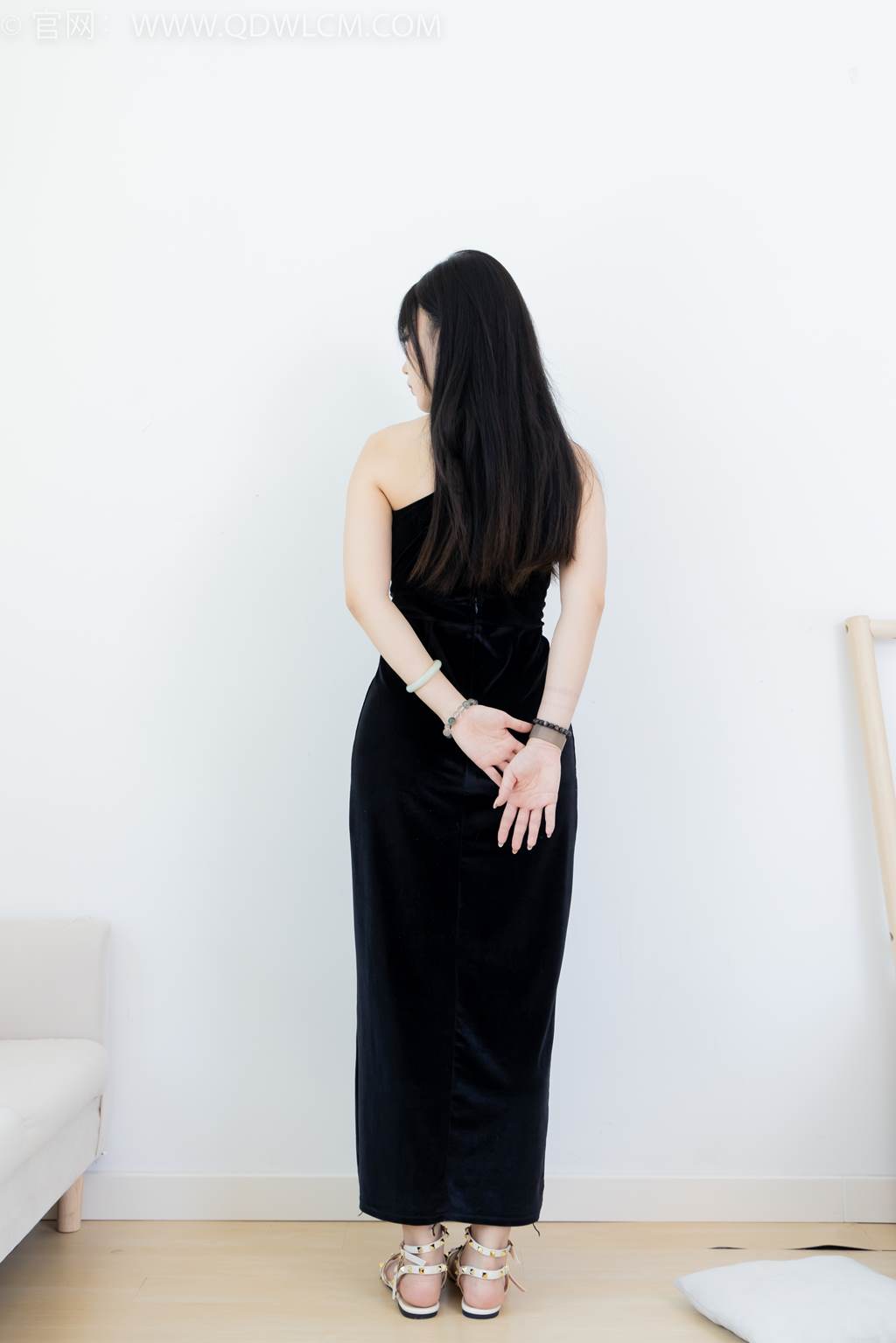 图片[157]-物恋传媒 NO.2453 嘟嘟-三双平底凉鞋、薄黑丝、裸足[212P] – 速更版-美库