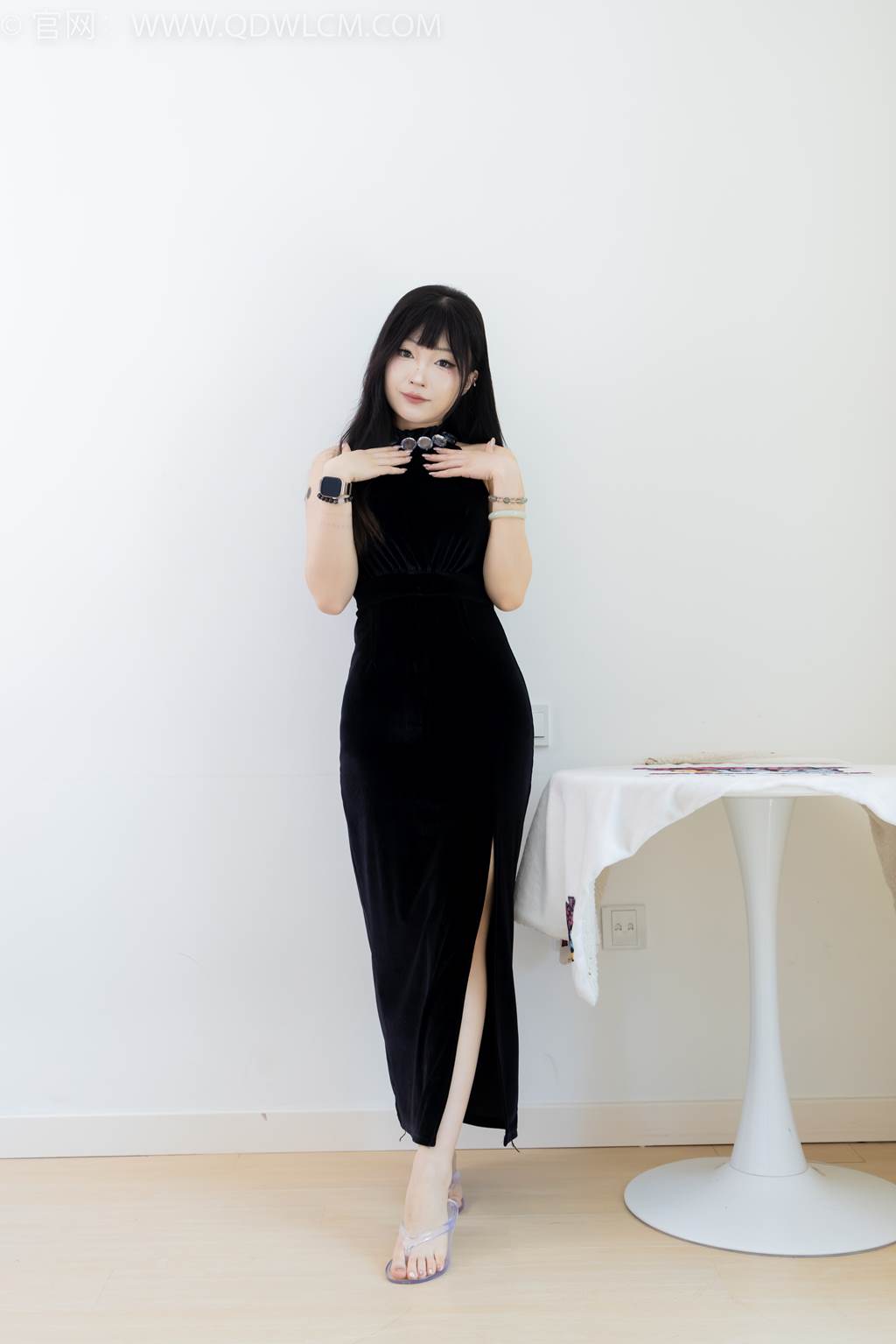 图片[177]-物恋传媒 NO.2453 嘟嘟-三双平底凉鞋、薄黑丝、裸足[212P] – 速更版-美库