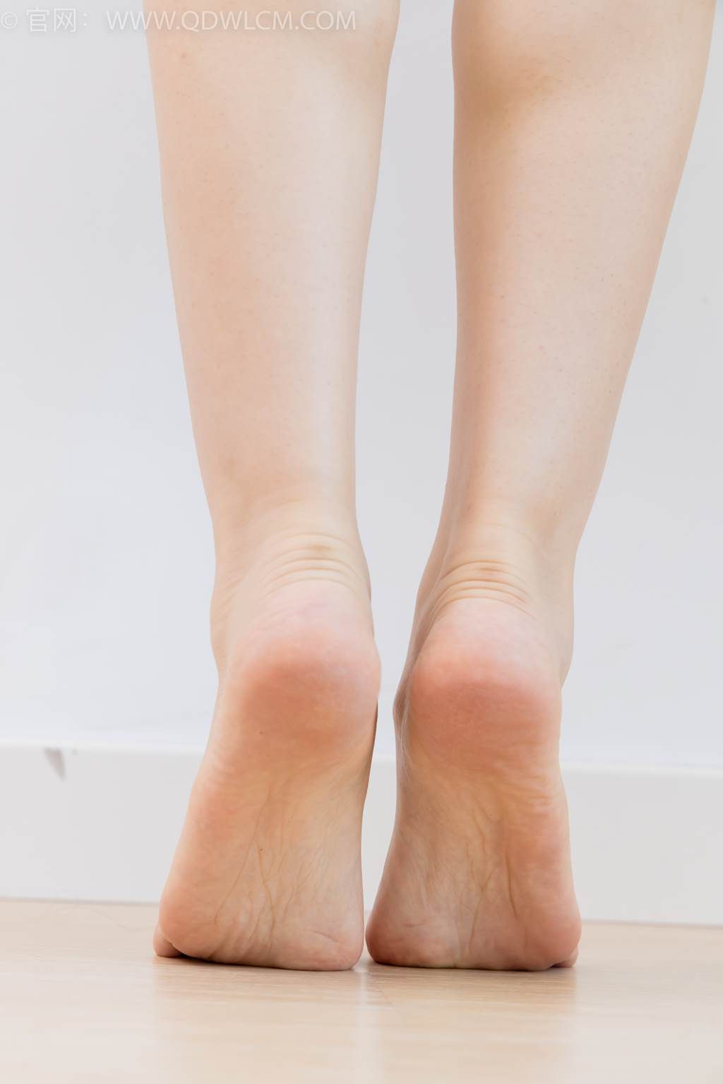 图片[188]-物恋传媒 NO.2453 嘟嘟-三双平底凉鞋、薄黑丝、裸足[212P] – 速更版-美库