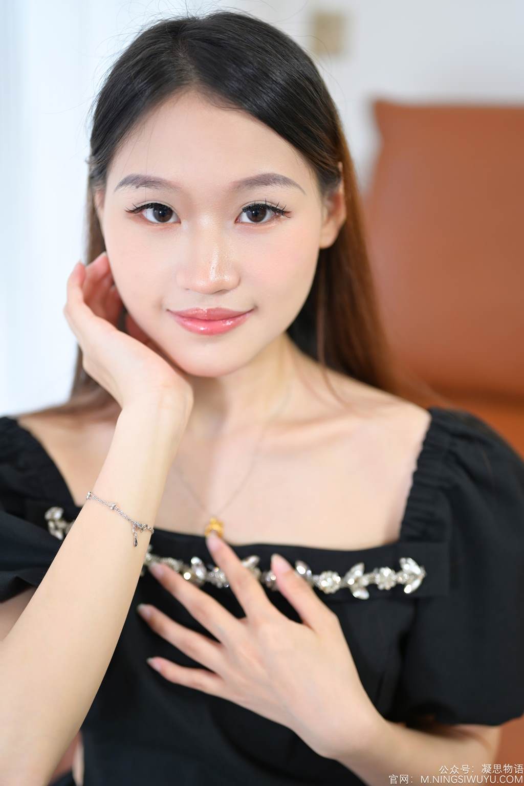 图片[12]-凝思摄影 NO.001 怡怡-连衣裙、黑丝、高跟鞋[137P] – 速更版-美库