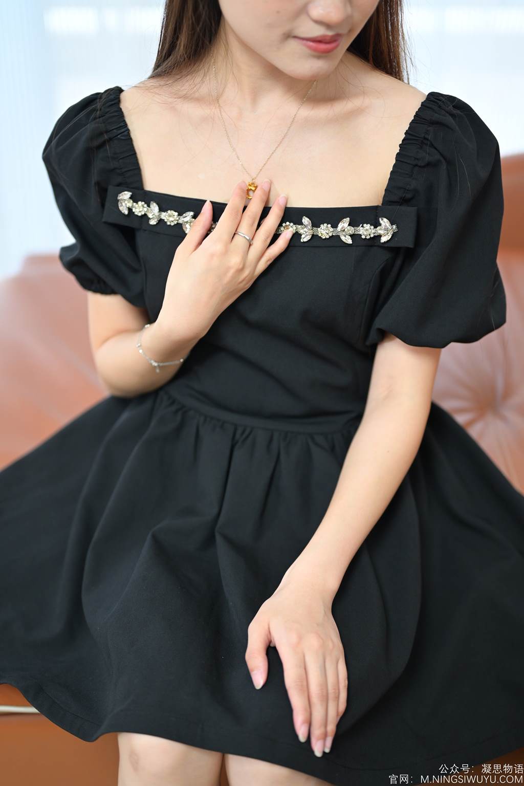 图片[132]-凝思摄影 NO.001 怡怡-连衣裙、黑丝、高跟鞋[137P] – 速更版-美库