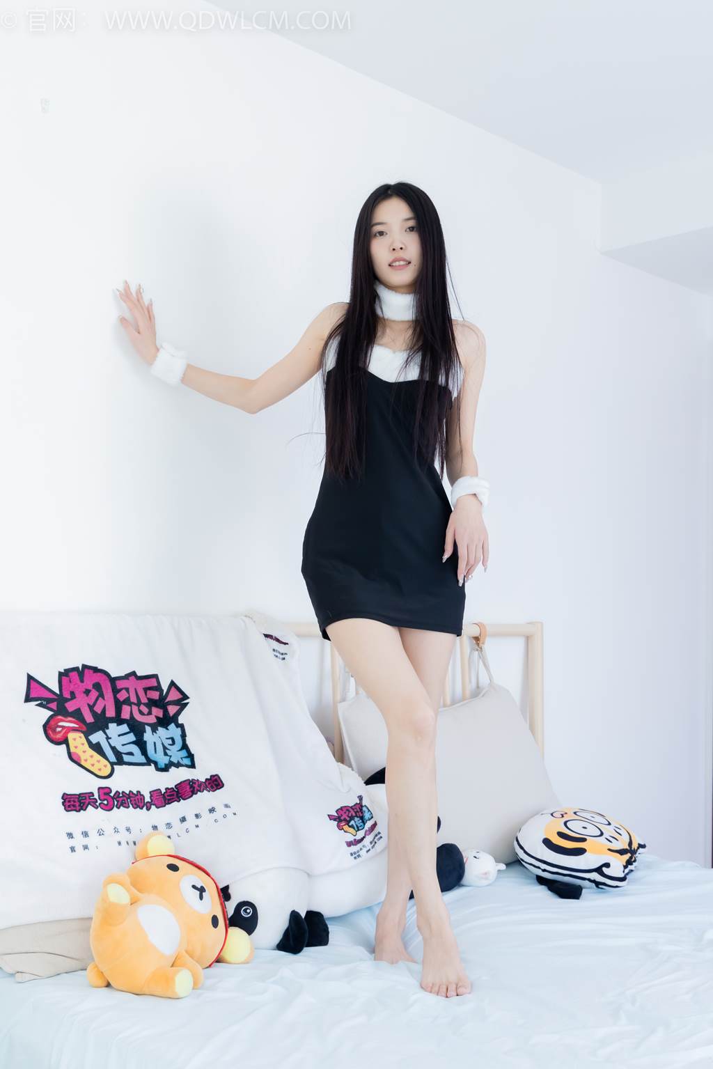 图片[30]-物恋传媒 NO.2455 茯苓-高跟凉鞋、薄黑丝、裸足、兔女郎[140P] – 速更版-美库