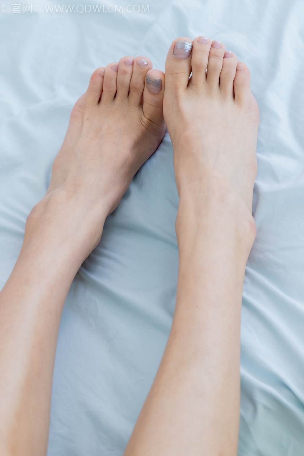 图片[101]-物恋传媒 NO.2455 茯苓-高跟凉鞋、薄黑丝、裸足、兔女郎[140P] – 速更版-美库