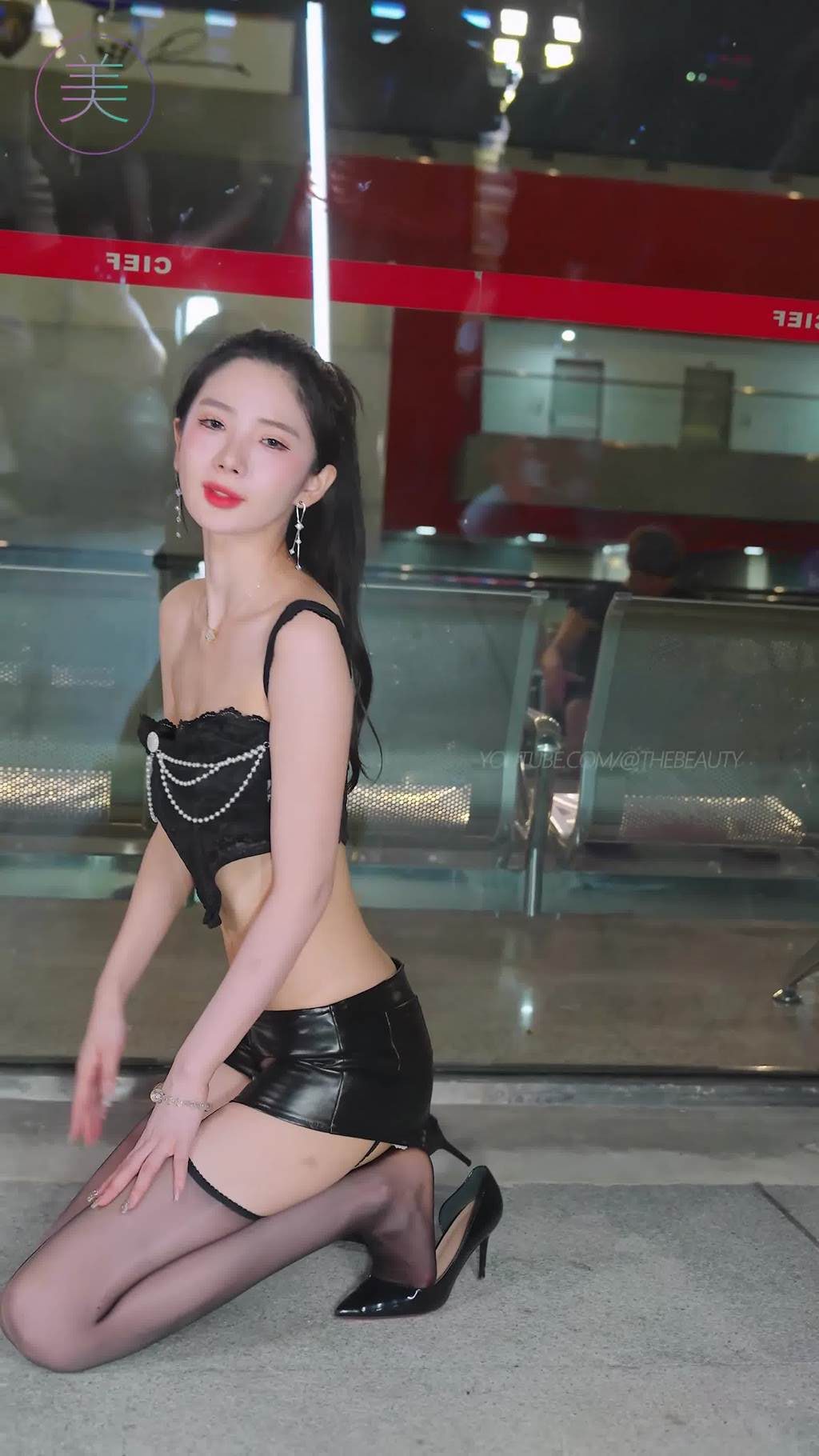 图片[30]-NO.1528 2024 广州车展 网红美女车模 beautyleg LOOKBOOK 09[30P] – 速更版-美库