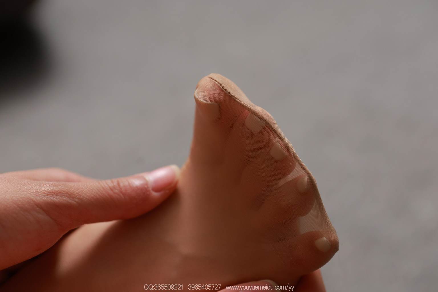 图片[32]-[IESS异思趣向] 2025.08.29 丝享家2144：小九《旗袍油亮丝（上）》[99P] – 速更版-美库