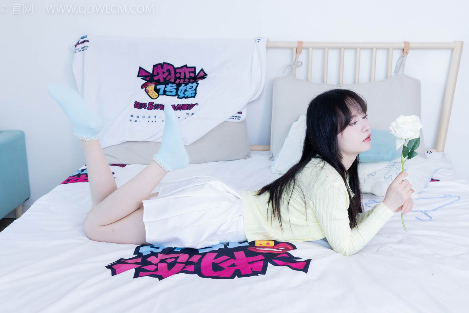 图片[121]-物恋传媒 NO.2457 小酒-平底鞋、浅蓝色短棉袜[123P] – 速更版-美库