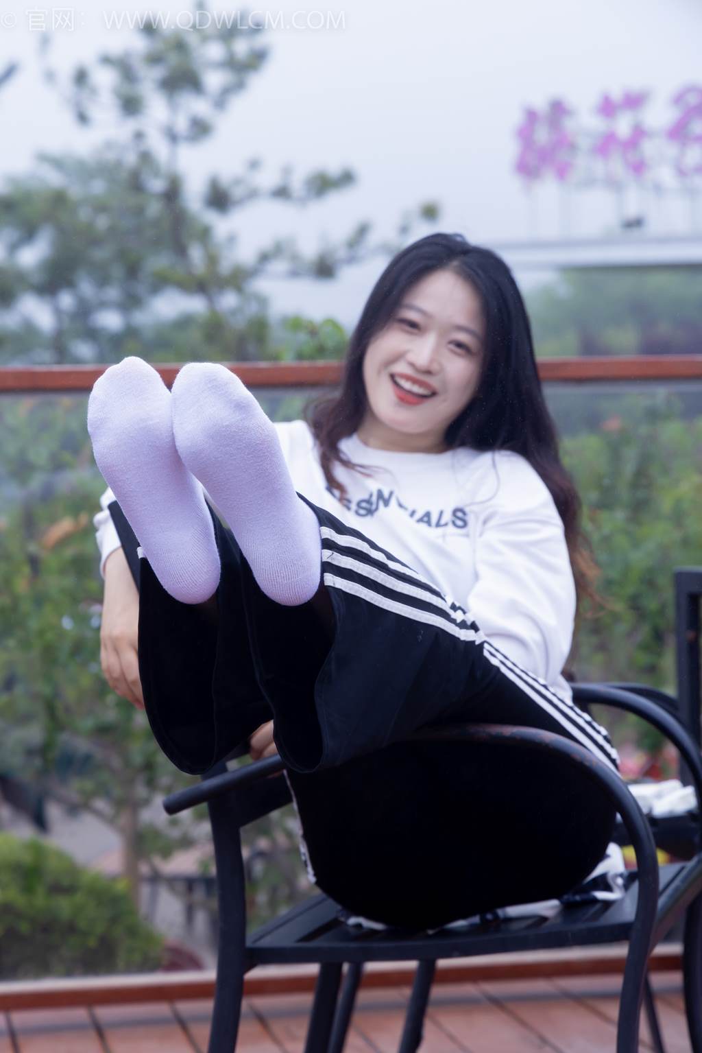 图片[20]-物恋传媒 NO.2458 小紫-运动鞋、白短棉袜、裸足[110P] – 速更版-美库