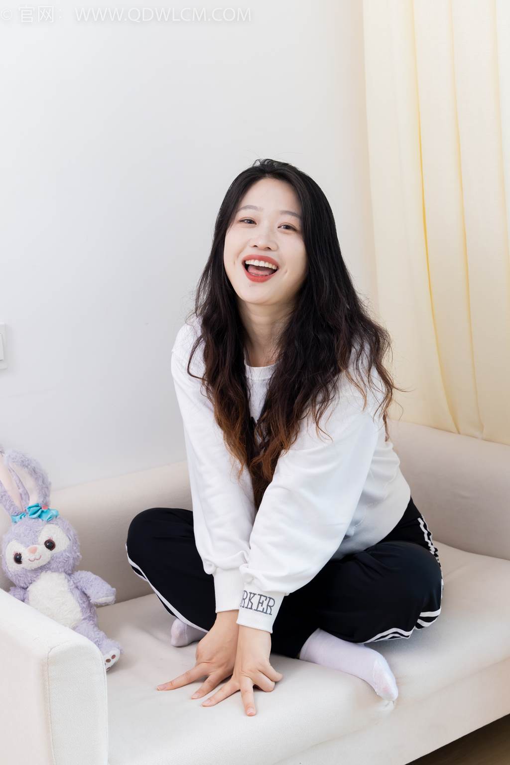 图片[45]-物恋传媒 NO.2458 小紫-运动鞋、白短棉袜、裸足[110P] – 速更版-美库