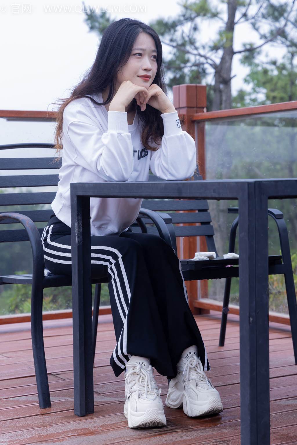 图片[103]-物恋传媒 NO.2458 小紫-运动鞋、白短棉袜、裸足[110P] – 速更版-美库