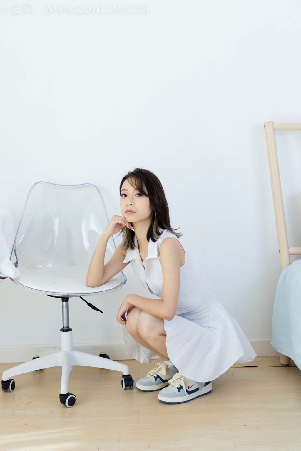 图片[10]-物恋传媒 NO.2461 珠珠-板鞋、白棉袜、裸足[150P] – 速更版-美库