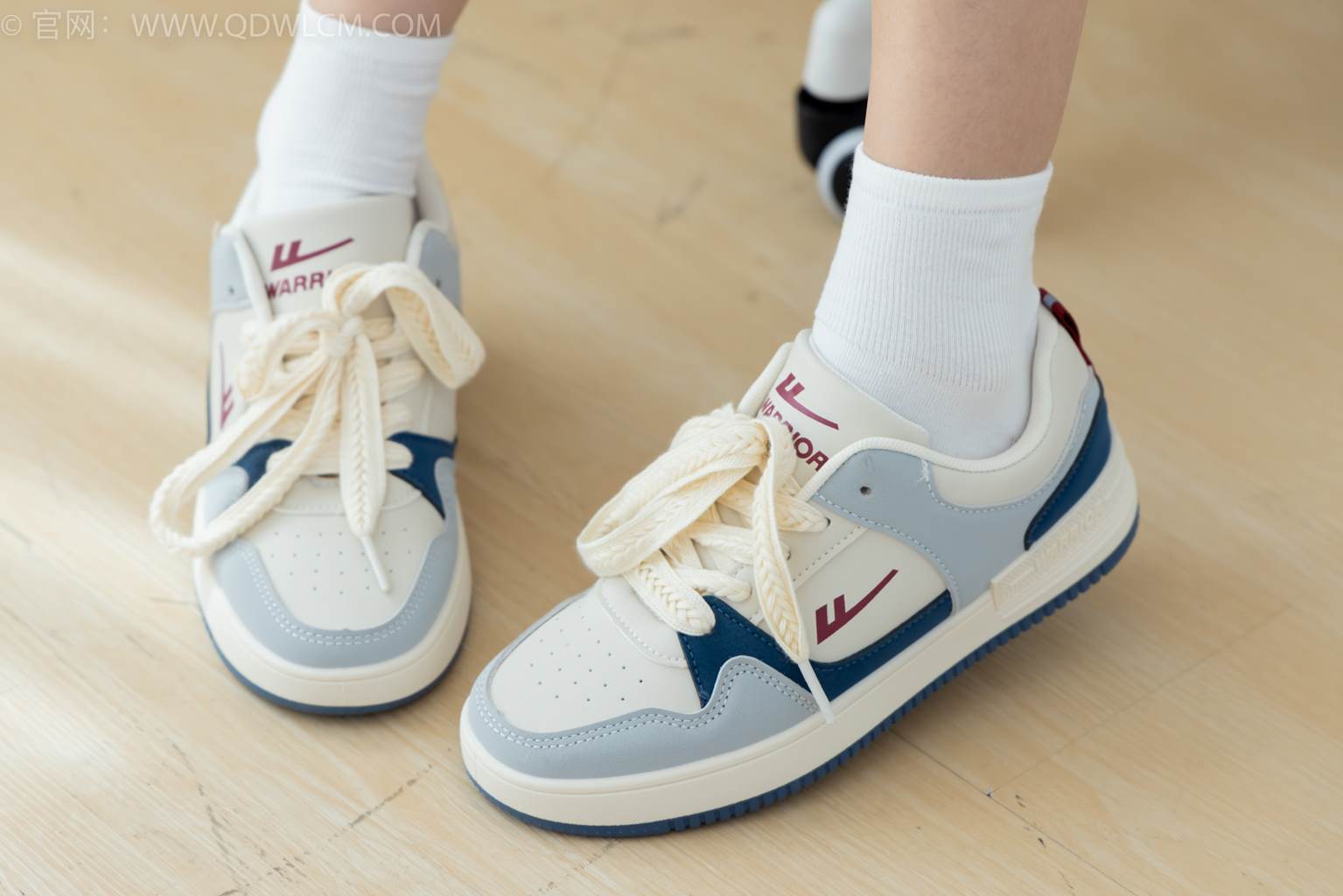 图片[29]-物恋传媒 NO.2461 珠珠-板鞋、白棉袜、裸足[150P] – 速更版-美库