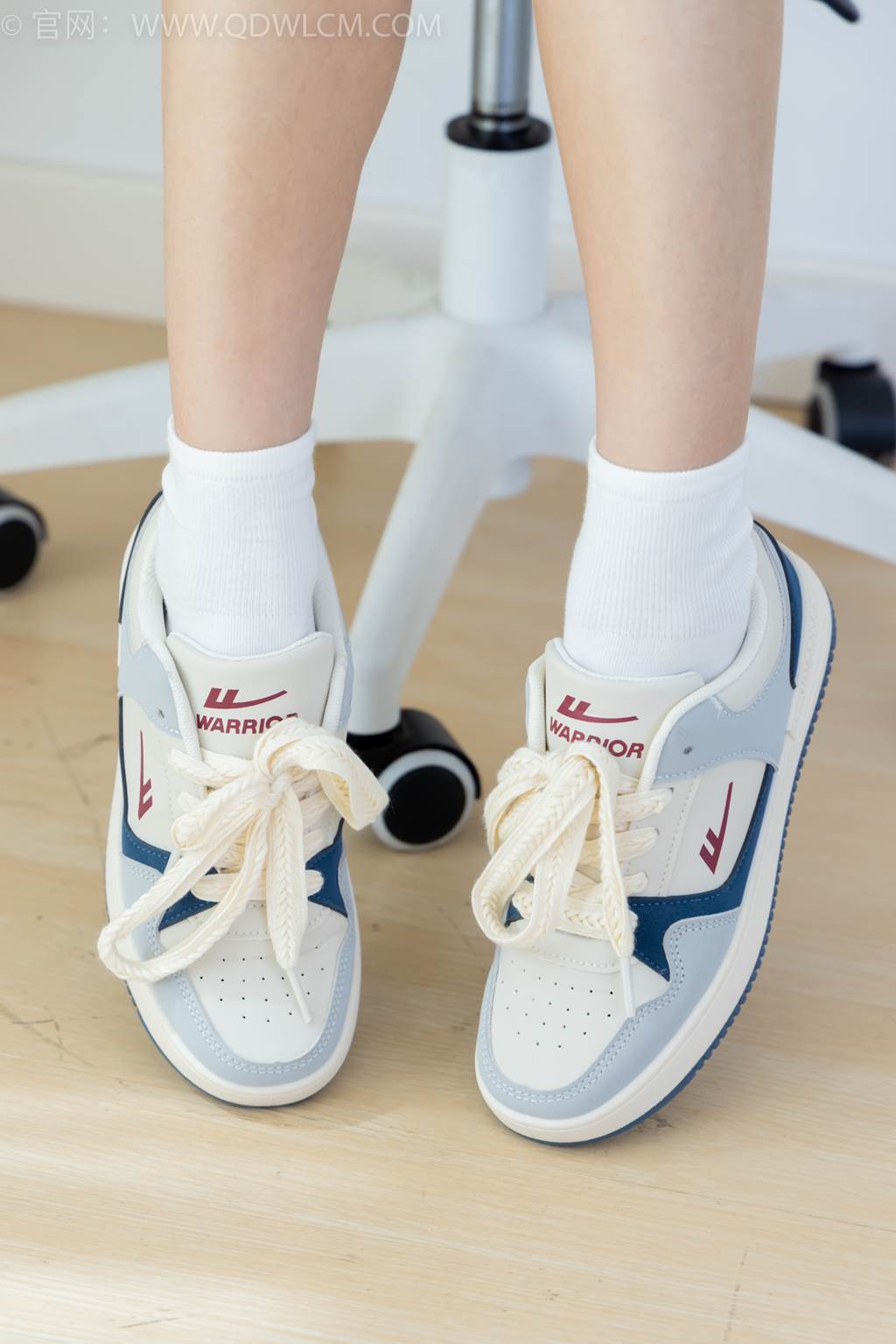 图片[32]-物恋传媒 NO.2461 珠珠-板鞋、白棉袜、裸足[150P] – 速更版-美库