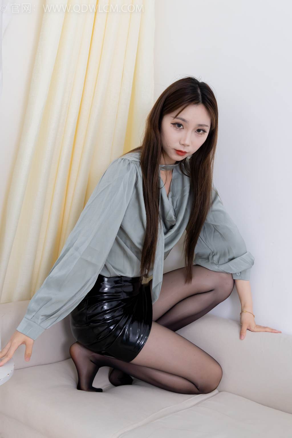 图片[49]-物恋传媒 NO.2460 泡泡-高跟鞋、油亮薄黑丝、ol风[130P] – 速更版-美库