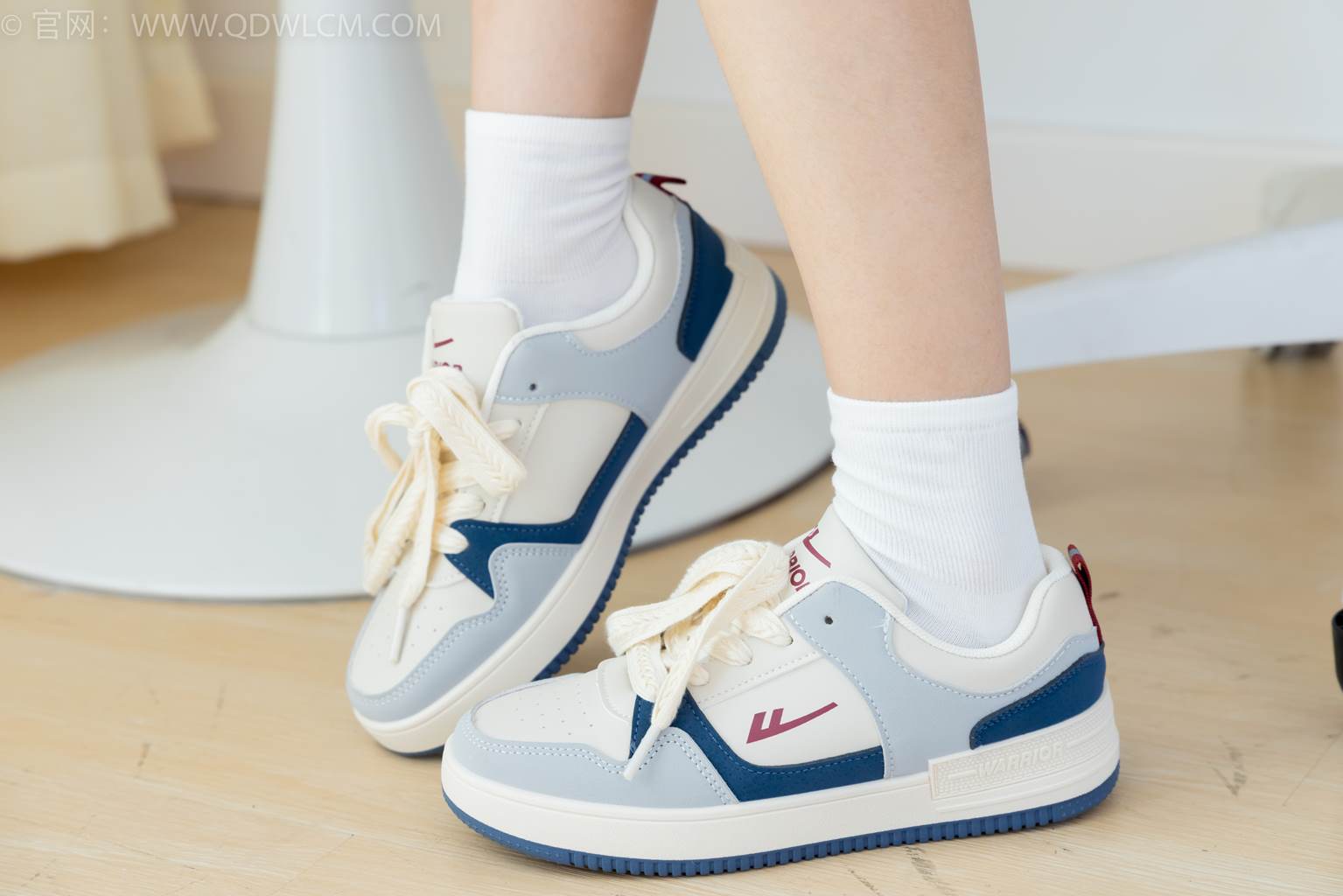 图片[43]-物恋传媒 NO.2461 珠珠-板鞋、白棉袜、裸足[150P] – 速更版-美库