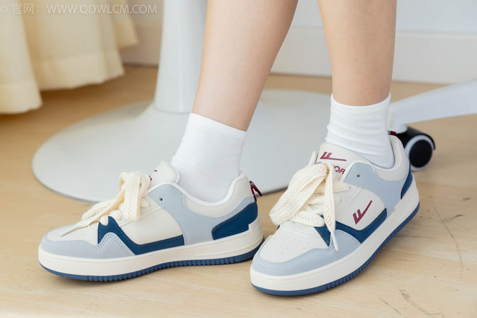 图片[44]-物恋传媒 NO.2461 珠珠-板鞋、白棉袜、裸足[150P] – 速更版-美库