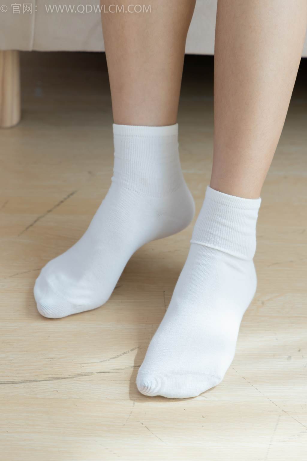 图片[59]-物恋传媒 NO.2461 珠珠-板鞋、白棉袜、裸足[150P] – 速更版-美库