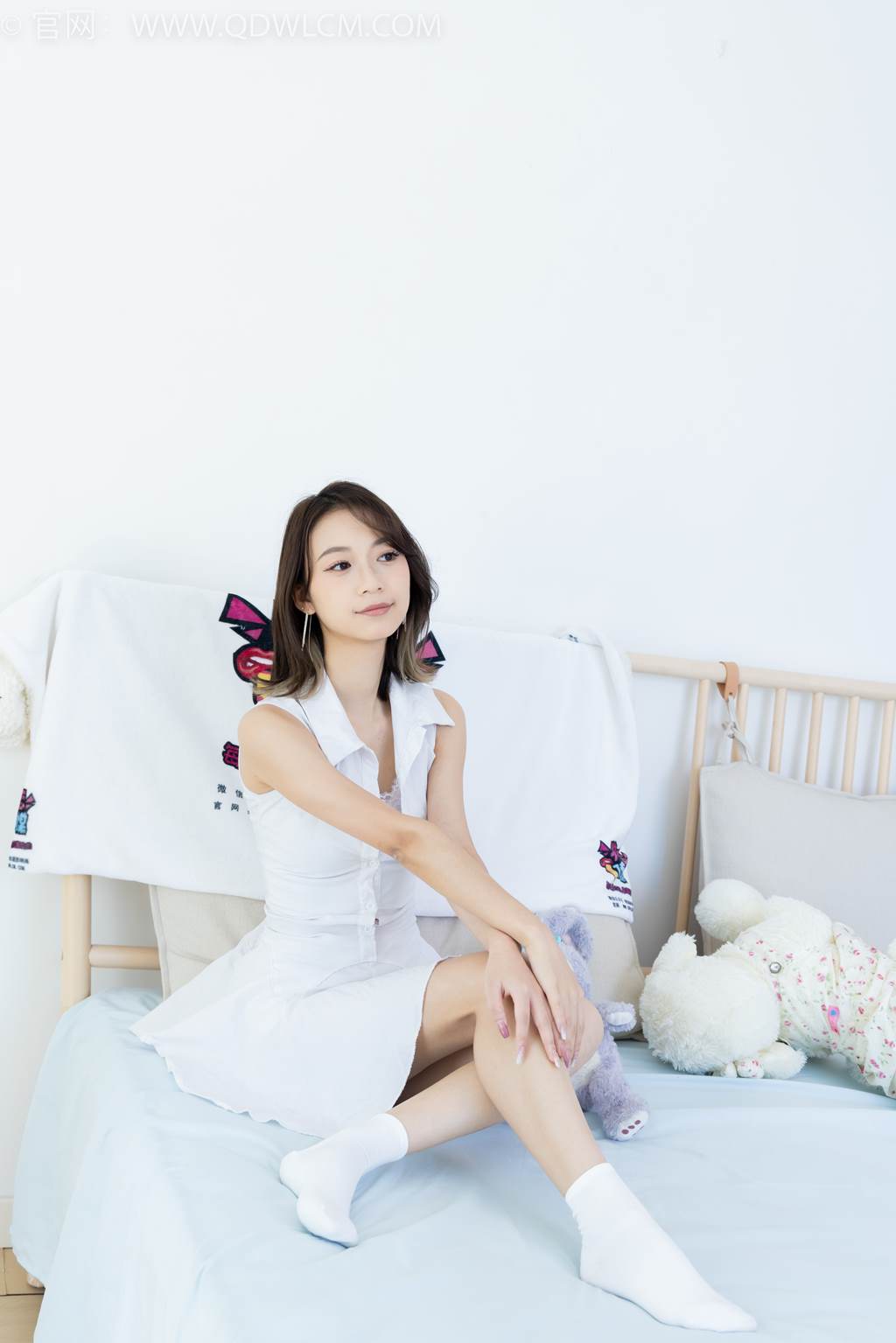 图片[92]-物恋传媒 NO.2461 珠珠-板鞋、白棉袜、裸足[150P] – 速更版-美库