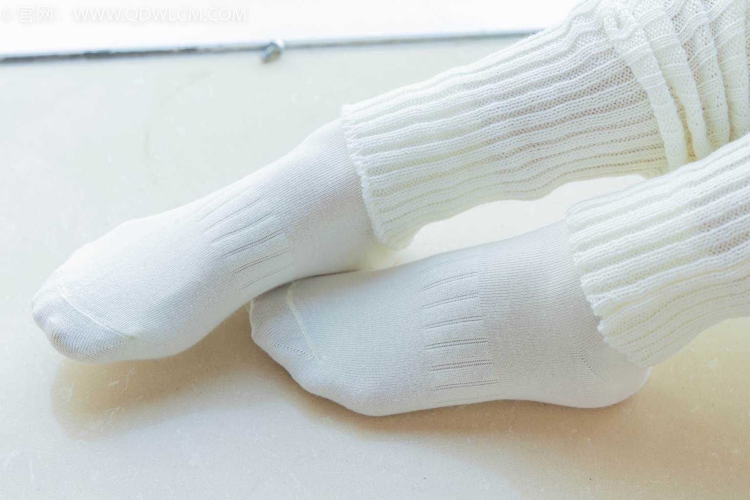 图片[44]-物恋传媒 NO.2463 小野-板鞋、白棉袜、裸足、堆堆袜套[144P] – 速更版-美库