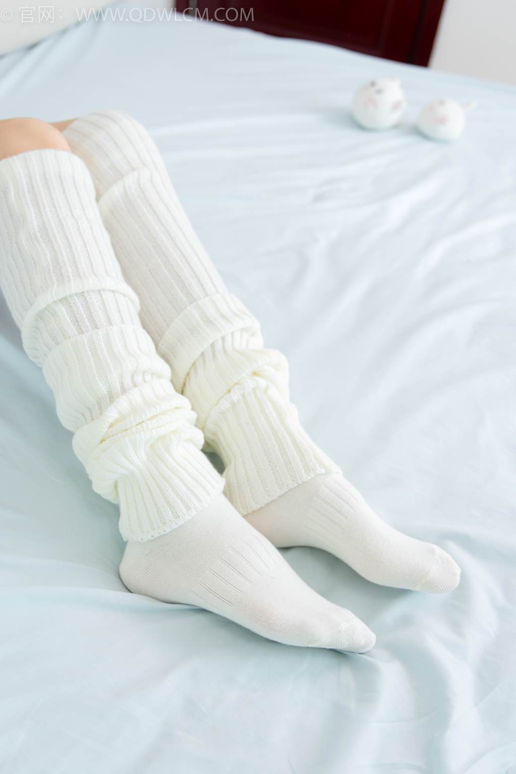 图片[71]-物恋传媒 NO.2463 小野-板鞋、白棉袜、裸足、堆堆袜套[144P] – 速更版-美库