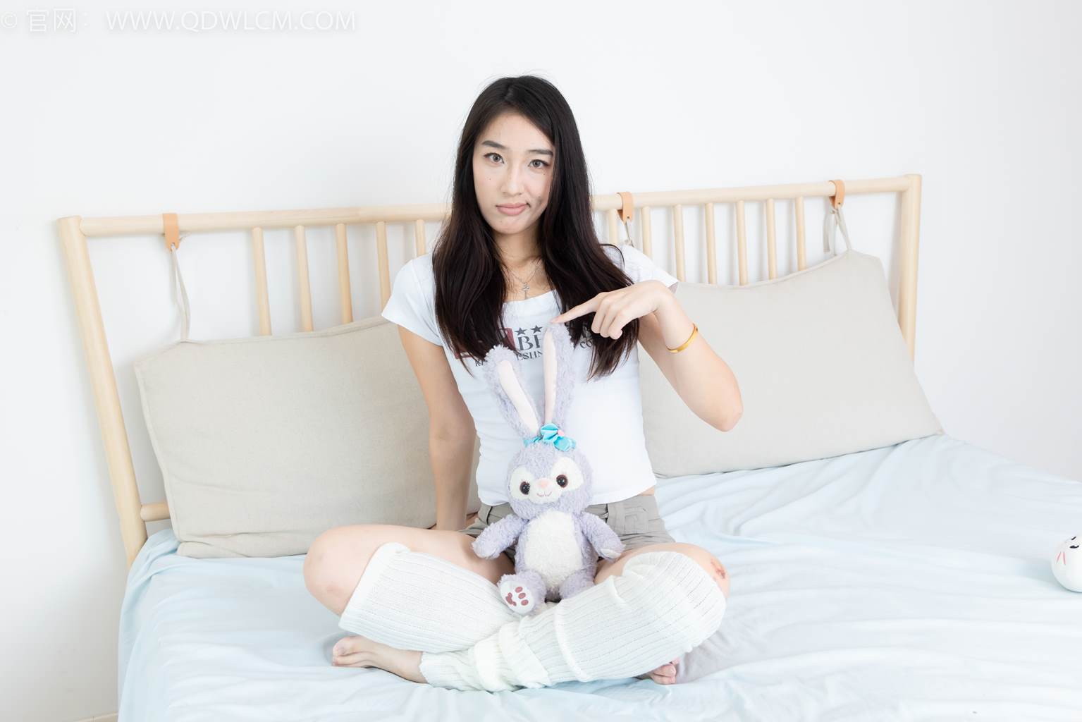 图片[84]-物恋传媒 NO.2463 小野-板鞋、白棉袜、裸足、堆堆袜套[144P] – 速更版-美库