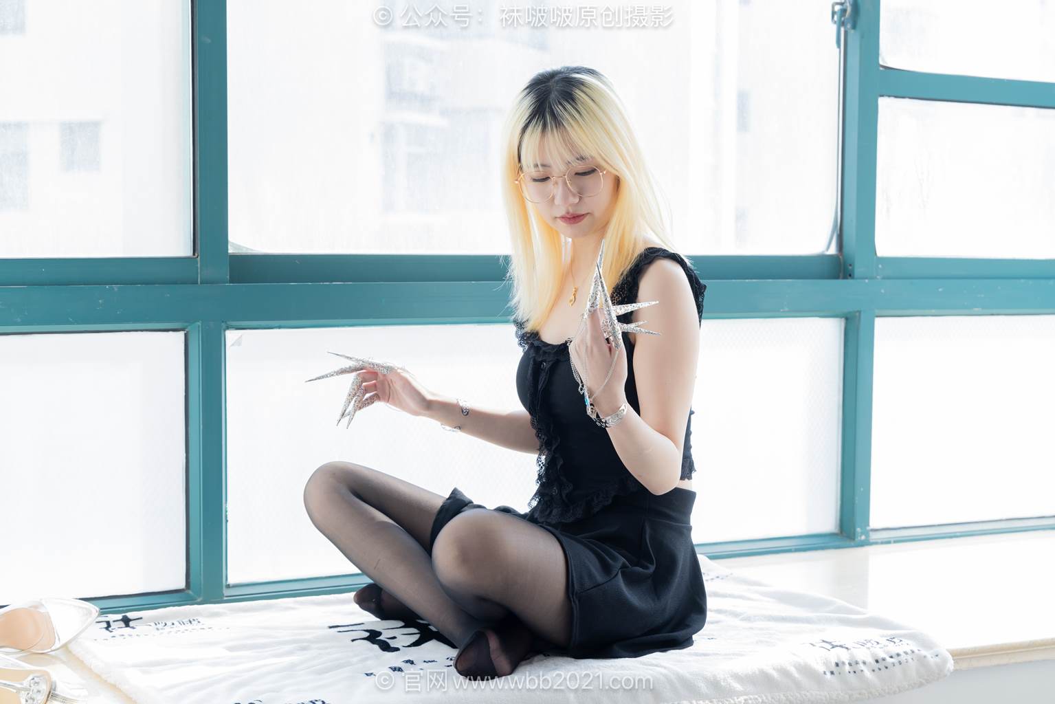 图片[28]-[BoBoSocks袜啵啵]NO.596 小甜豆-高跟鞋、高跟凉鞋、薄黑丝、裸足[150P] – 速更版-美库