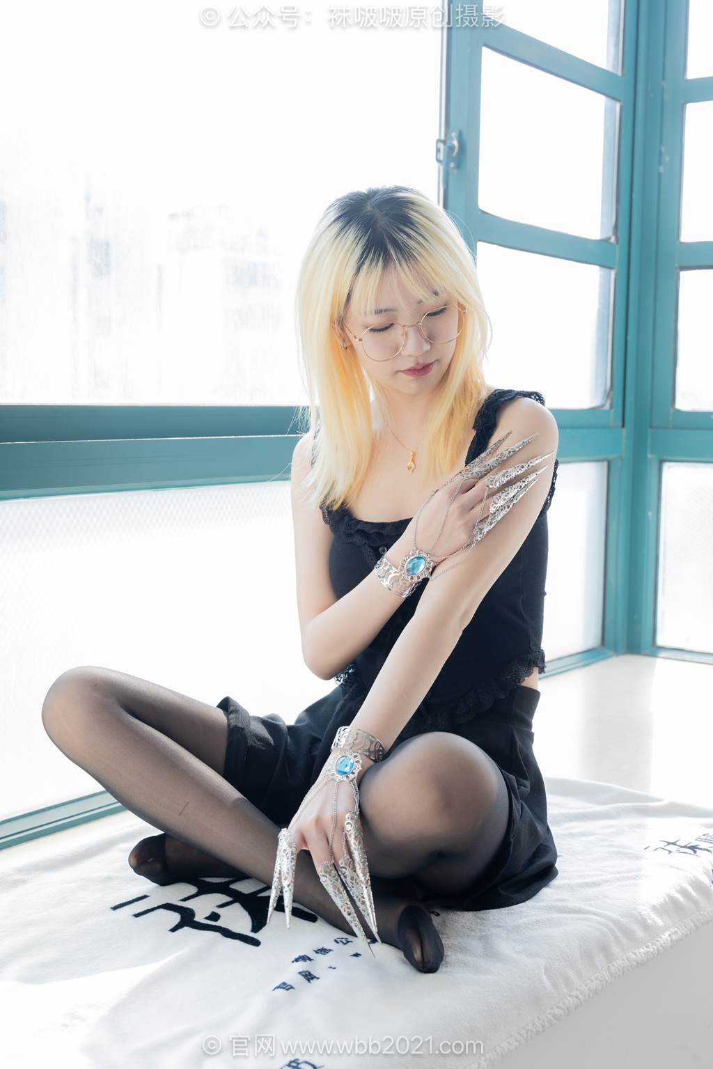 图片[148]-[BoBoSocks袜啵啵]NO.596 小甜豆-高跟鞋、高跟凉鞋、薄黑丝、裸足[150P] – 速更版-美库