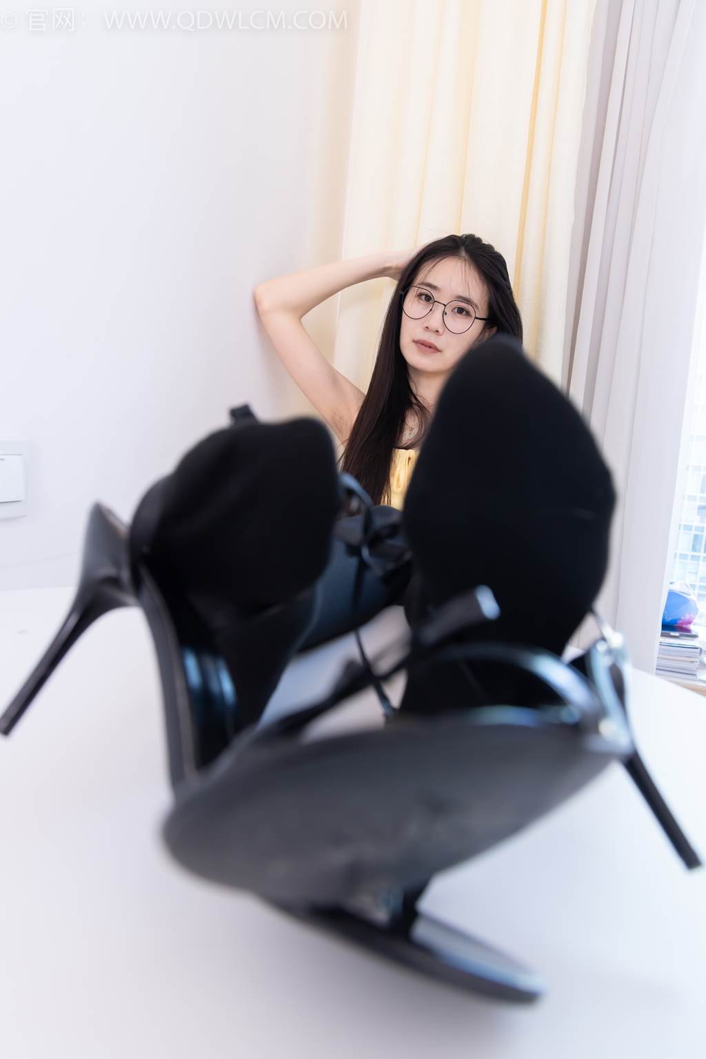 图片[101]-物恋传媒 NO.2465 菜菜-高跟鞋、油亮薄黑丝、黑过膝棉、高跟鞋薄丝袜[140P] – 速更版-美库