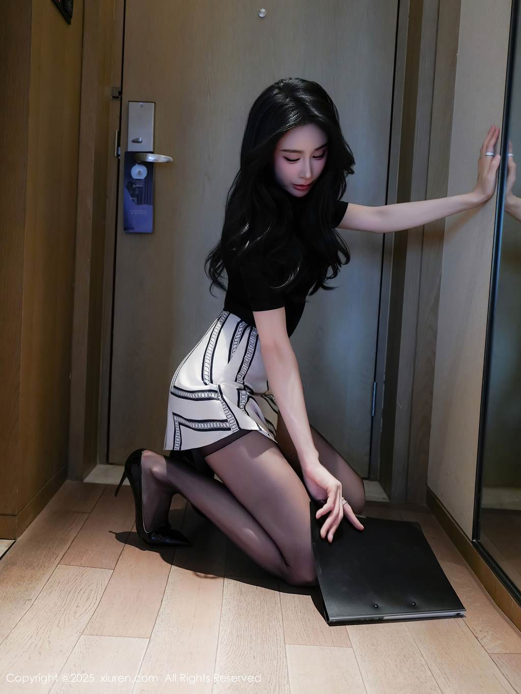 图片[13]-[Xiuren秀人网]2025.09.28 NO.10817 椰汁糯米姬[39P] – 速更版-美库