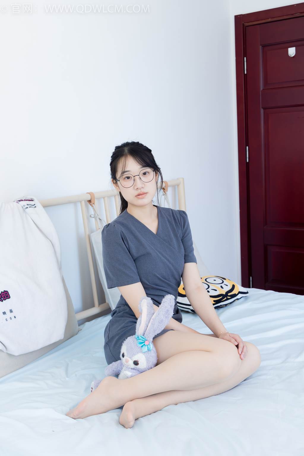 图片[19]-物恋传媒 NO.2466 小椿-三双高跟鞋、薄肉丝、裸足[150P] – 速更版-美库