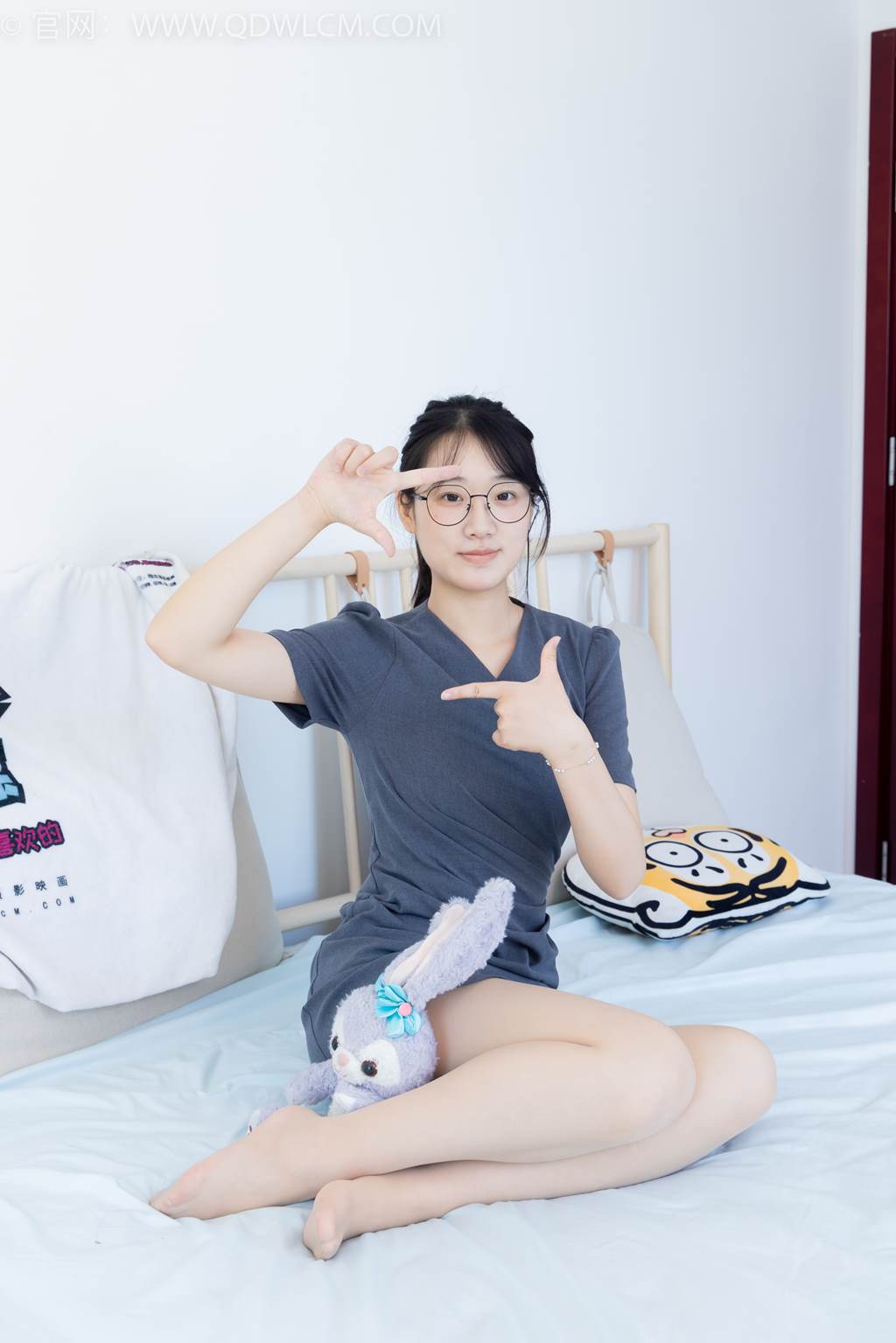 图片[22]-物恋传媒 NO.2466 小椿-三双高跟鞋、薄肉丝、裸足[150P] – 速更版-美库