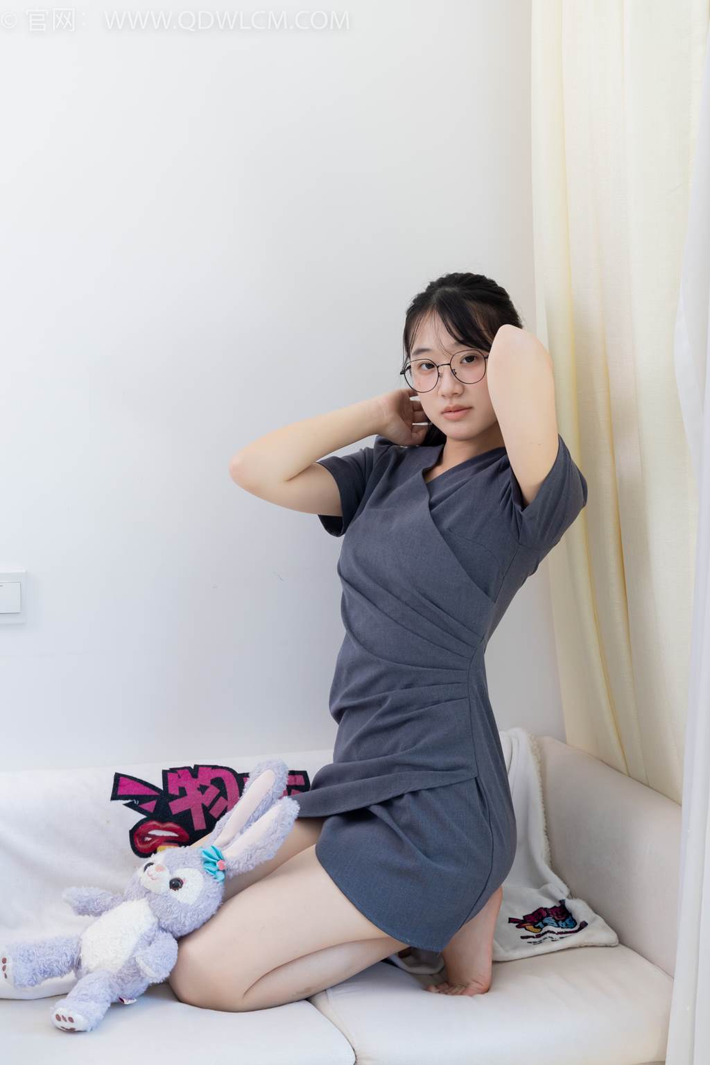 图片[101]-物恋传媒 NO.2466 小椿-三双高跟鞋、薄肉丝、裸足[150P] – 速更版-美库