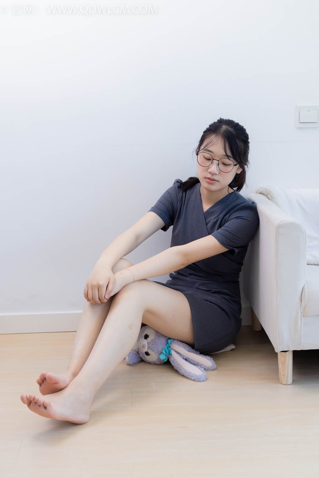 图片[113]-物恋传媒 NO.2466 小椿-三双高跟鞋、薄肉丝、裸足[150P] – 速更版-美库