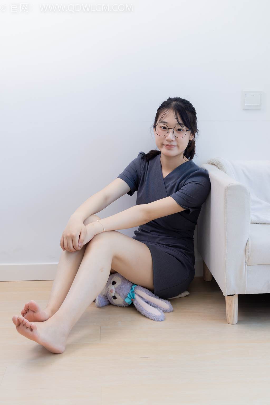 图片[114]-物恋传媒 NO.2466 小椿-三双高跟鞋、薄肉丝、裸足[150P] – 速更版-美库