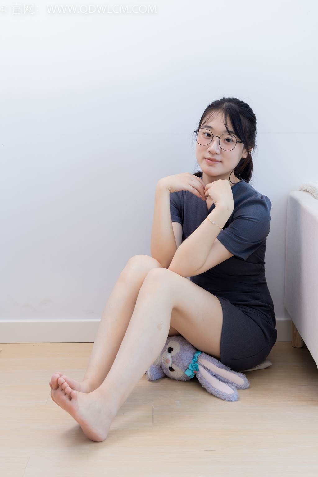 图片[116]-物恋传媒 NO.2466 小椿-三双高跟鞋、薄肉丝、裸足[150P] – 速更版-美库