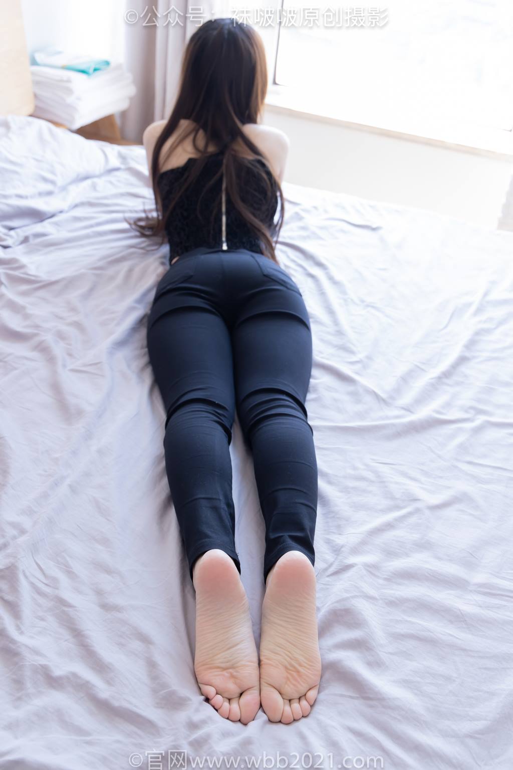 图片[19]-[BoBoSocks袜啵啵]NO.598 甜甜圈-马丁靴、薄肉丝、裸足[108P] – 速更版-美库