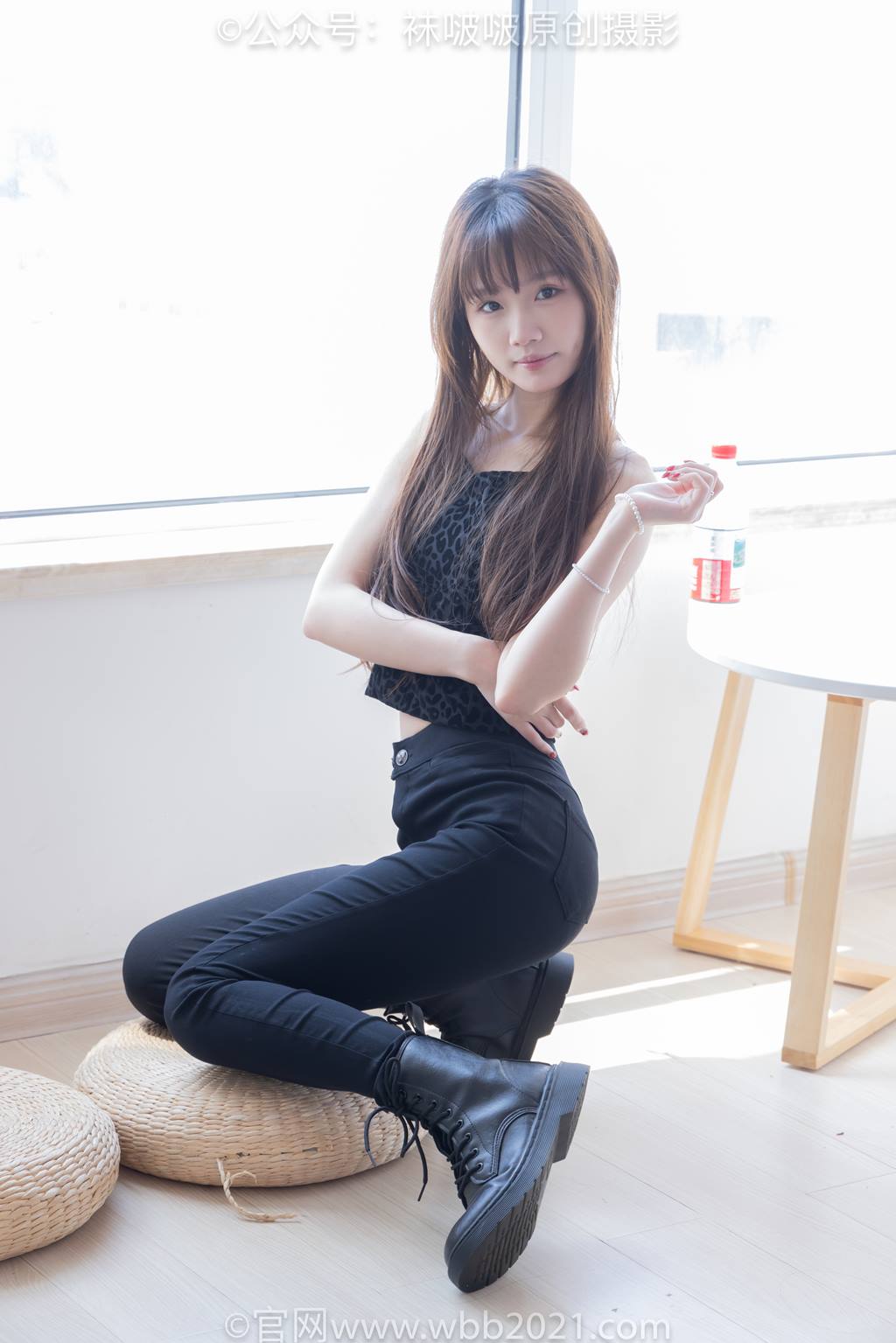 图片[22]-[BoBoSocks袜啵啵]NO.598 甜甜圈-马丁靴、薄肉丝、裸足[108P] – 速更版-美库