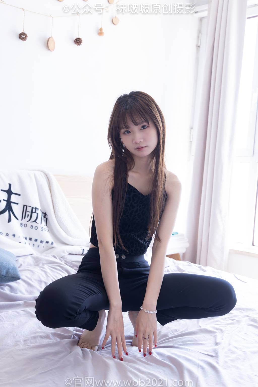 图片[28]-[BoBoSocks袜啵啵]NO.598 甜甜圈-马丁靴、薄肉丝、裸足[108P] – 速更版-美库