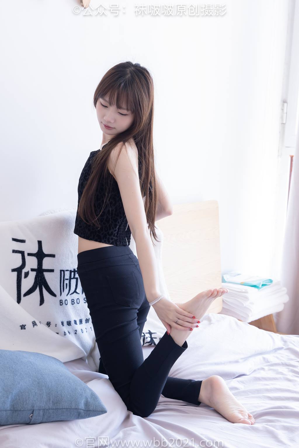 图片[32]-[BoBoSocks袜啵啵]NO.598 甜甜圈-马丁靴、薄肉丝、裸足[108P] – 速更版-美库