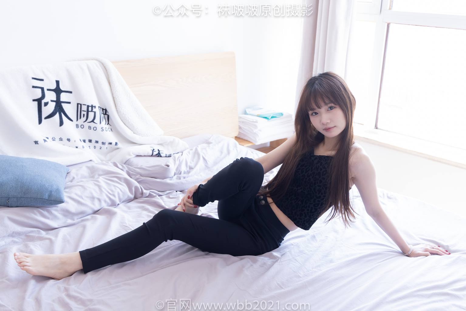 图片[33]-[BoBoSocks袜啵啵]NO.598 甜甜圈-马丁靴、薄肉丝、裸足[108P] – 速更版-美库