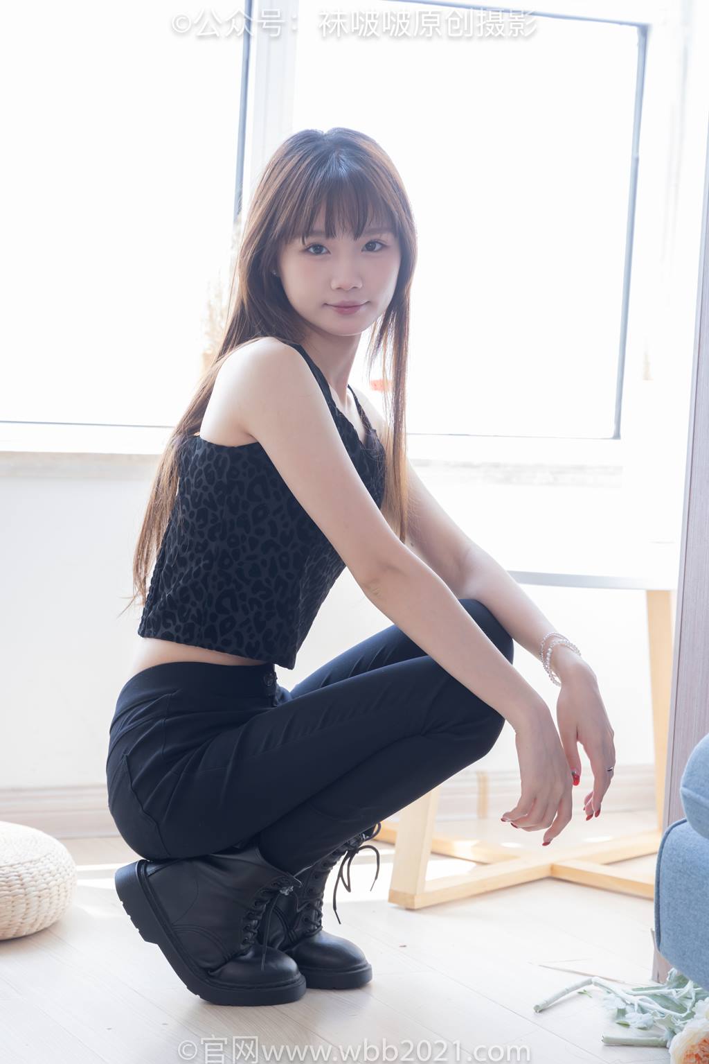 图片[44]-[BoBoSocks袜啵啵]NO.598 甜甜圈-马丁靴、薄肉丝、裸足[108P] – 速更版-美库